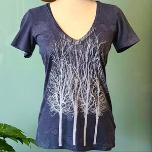 3/$21 Organic Cotton Tree Print Blue Tie Dye V Neck Tee Shirt size Medium